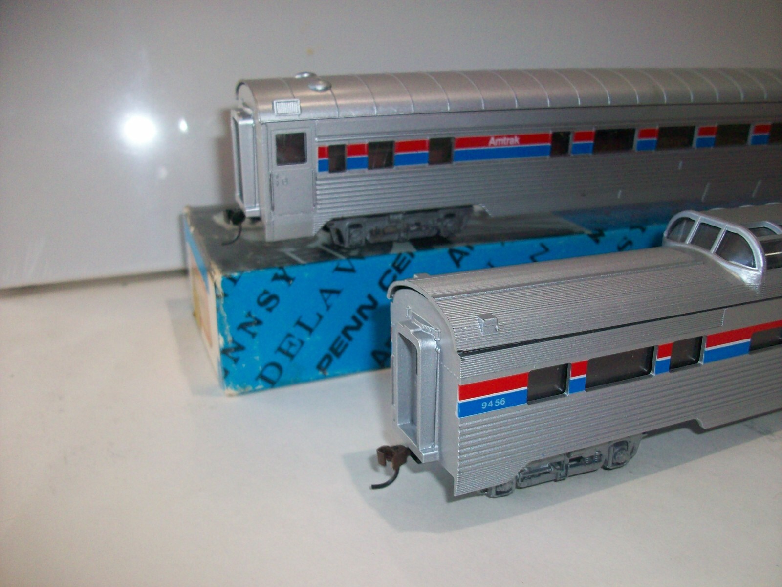 HO Scale (2)ConCor Passenger Cars Amtrak Lot0487 eBay