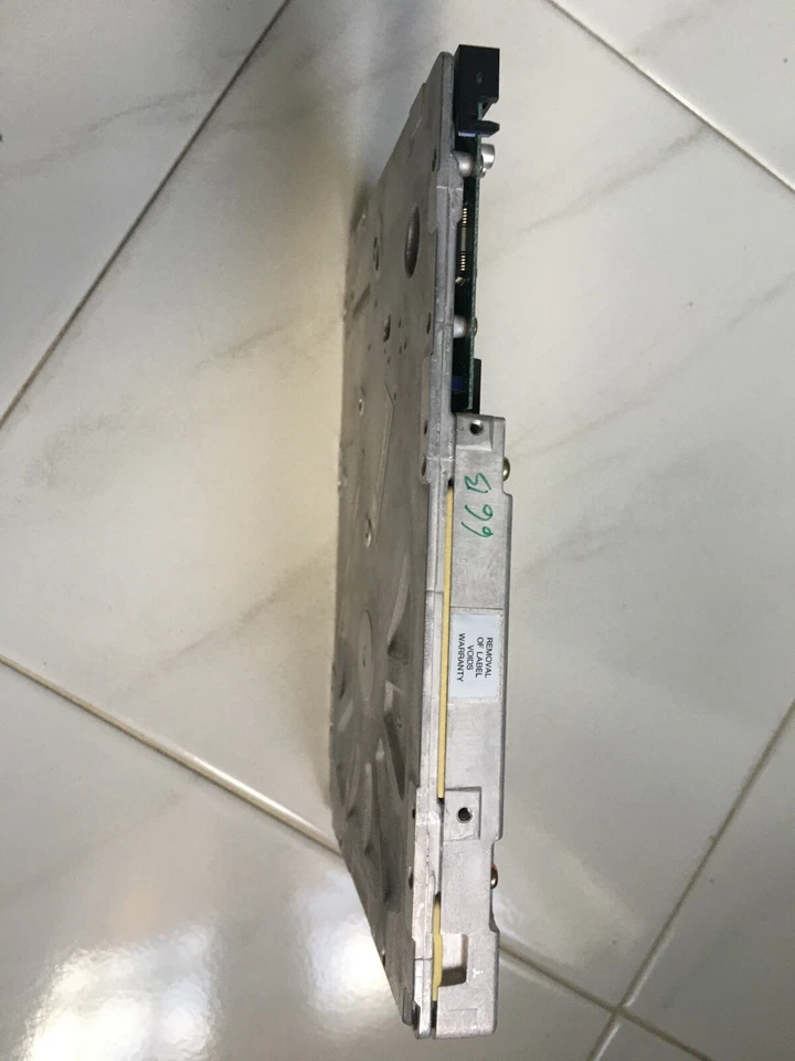 Hard Disk Quantum Bigfoot ACY3 0500 – 5.0 GB IDE 5.25 - Immagine 3 di 4