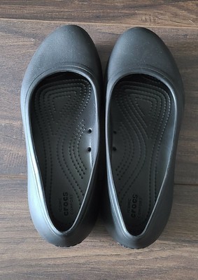 crocs slip resistant flats