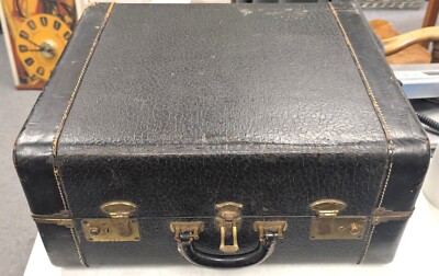 Lo Duca Bros Accordion Chuck Petite Console Milwaukee w/ Case