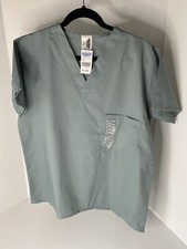 Scrubs  Beyond V Neck Scrub Top Light Green Size Medium NWTs