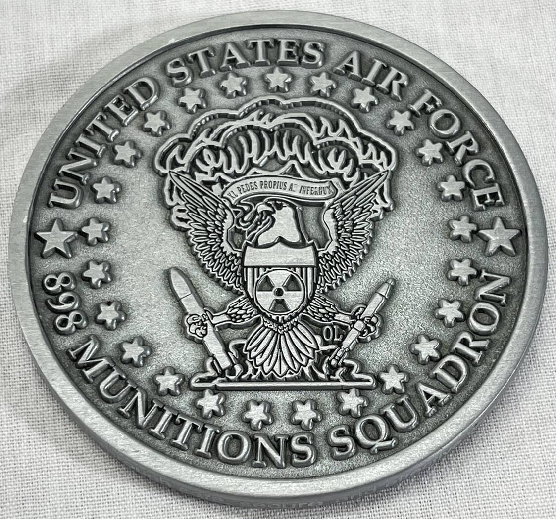 1992 Kummsc Inaugural Challenge Coin 2W2's Air Force Munitions