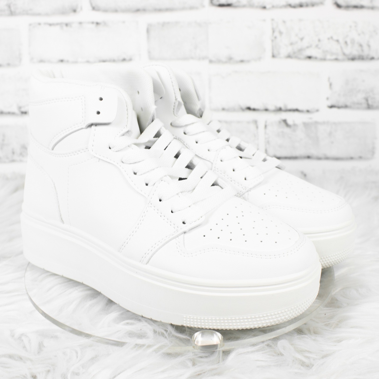 Trainers Size 6 Casual