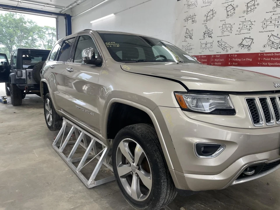 Sistema de detección de punto ciego usado módulo de control de advertencia se adapta a: Jeep Grand ch 2014 Foto 4 de 4