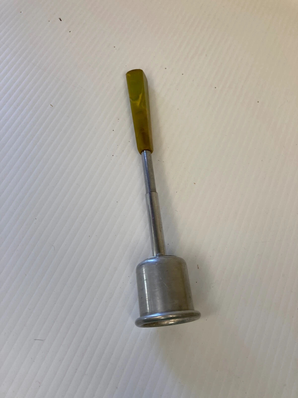Vintage Swirl Green Bakelite Handle Dunk's Hostess Meat Tenderizer E5-38