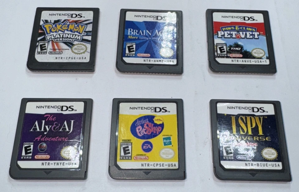 Crimson Red Nintendo DS lite Console Complete w/ 11 Games Stylus & Charger Read - Image 2 of 4