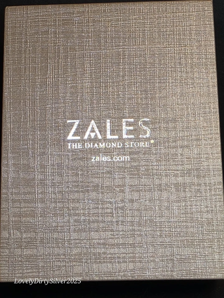 COLLAR ZALES ORO 14K CON COLGANTE DIAMANTE 1/4 QUILATE PESO TOTAL 1,68 GRAMOS Foto 3 de 4