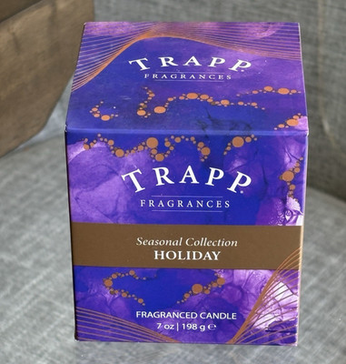 TRAPP Fragrances Seasonal Collection - Holiday  7 oz Fragranced Candle - NIB