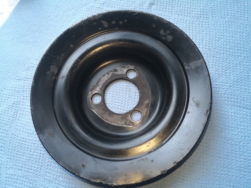 VW Golf 1 2 16V Riemenscheibe Wasserpumpe WAPU Riemenrad 027121031 Klima - Bild 1 von 3