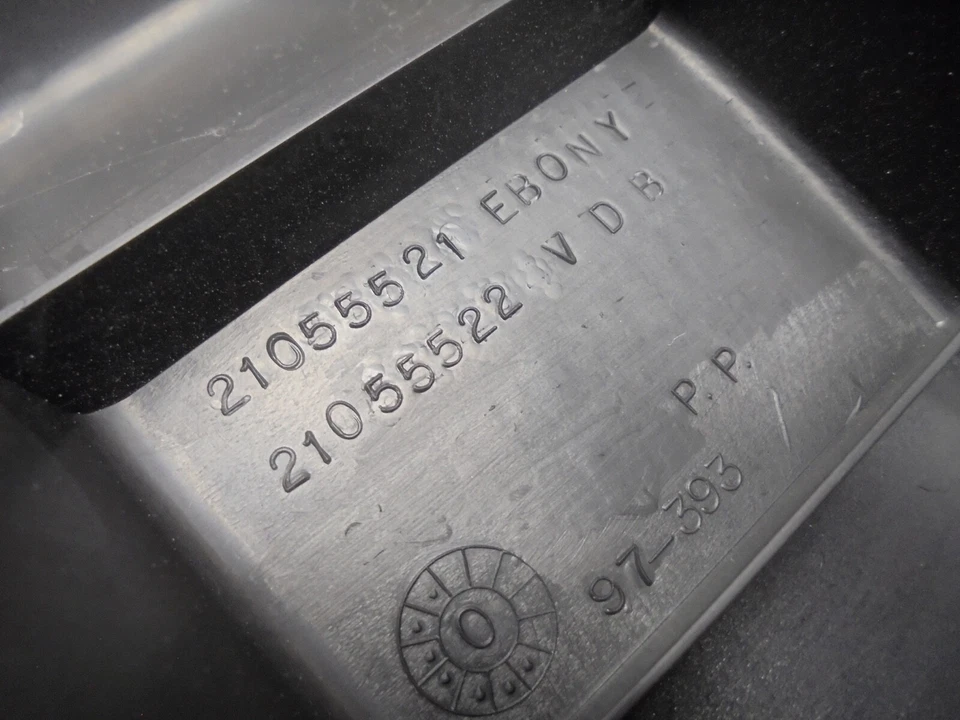 1999 年土星 SC2 SC 2 S 后控制台隔层托盘杯架后座 2002 — 第 4/4 张图片