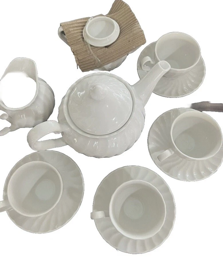 Tea Cup Set Johnson Bros. England Regency White  - Image 4 of 4