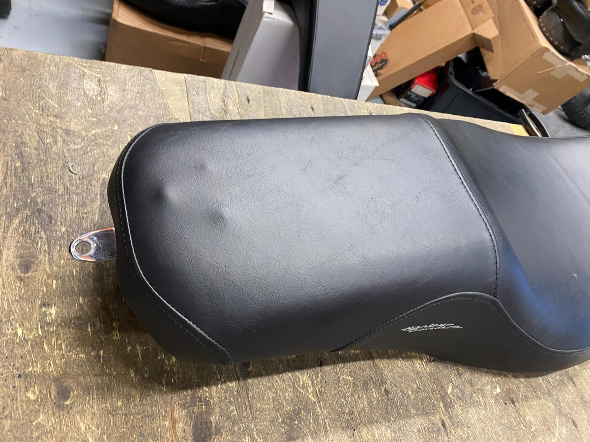 Harley Badlander Seat 2008^ FLH Touring Bagger Glide Street Harley Badlander Seat 2008^ FLH Touring Bagger Glide Street