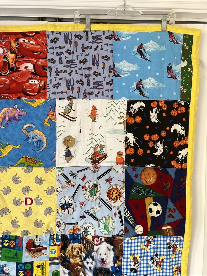 Edredón de retazos reversible hecho a mano Mickey Paw Patrol deportes Snoopy 58 X49 K10 Foto 4 de 4
