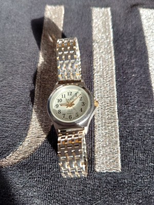 J-Axis Analog Quartz Women Axis Watch Vintage 083299812