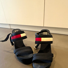 Tommy Hilfiger Damen Sandalen Gr. 39 Schwarz ...