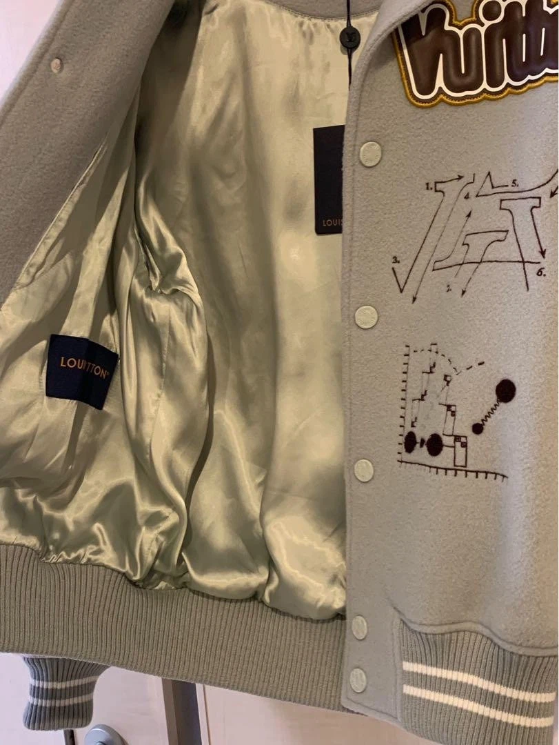 LOUIS VUITTON（LV） Giacca stadio Louis Vuitton esaurita subito