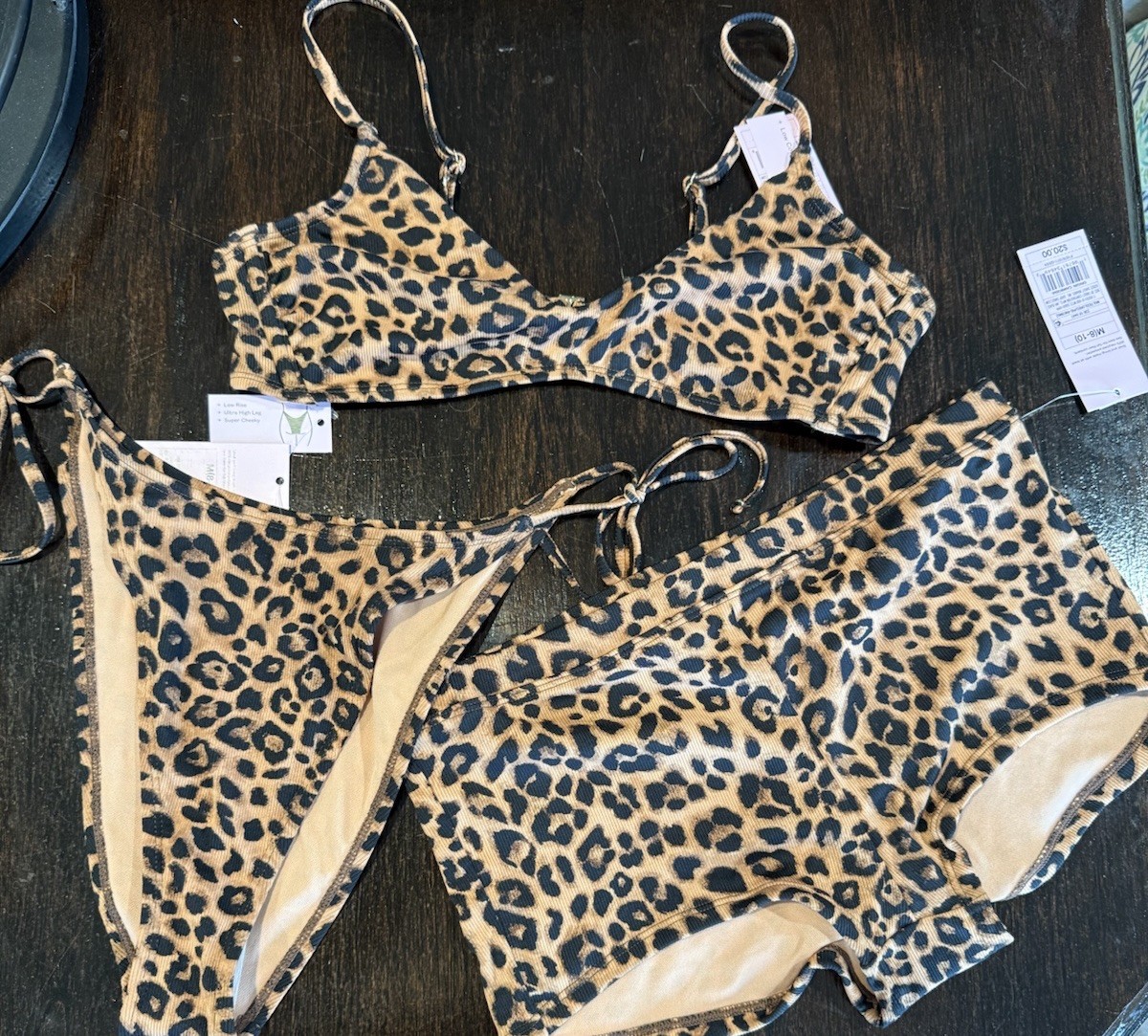 Wild Fable Women’s Three Piece Swimming Suit Set Size M NWT