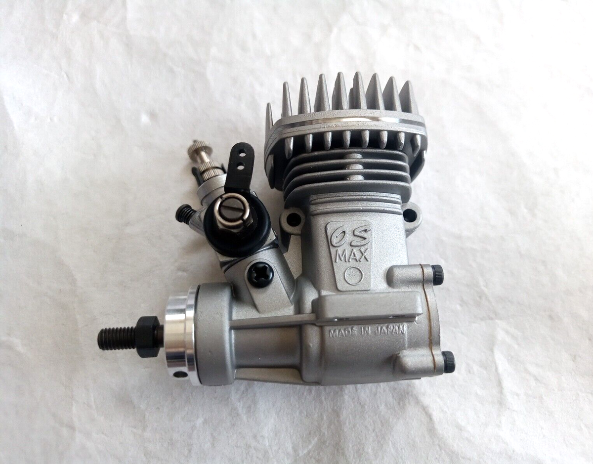 O.S. MAX CZ11 Engine 11240 OS Ogwa Seiki 11CZ with Box O.S. MAX CZ11 Engine 11240 OS Ogwa Seiki 11CZ with Box