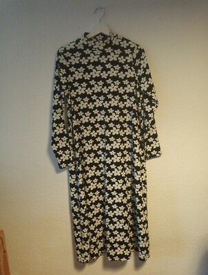Monki Kleid M neu mit Etikett - Echter Hingucker!