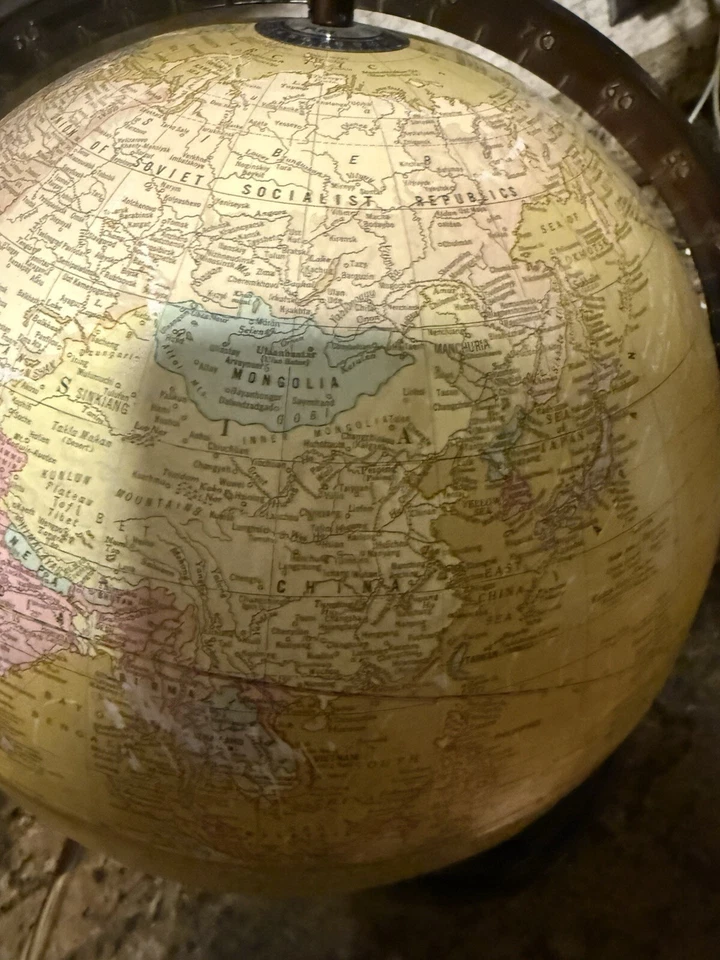 Globo giratorio vintage raro Lexicon Publications tono amarillo sobre base de metal Foto 4 de 4