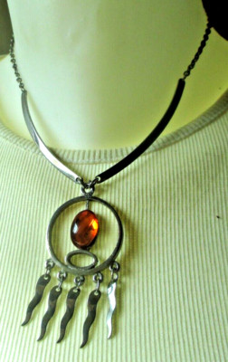 Pendentif Vintage Années 70 – Goutte Résine Orange, Bakélite, Collier Fantaisie