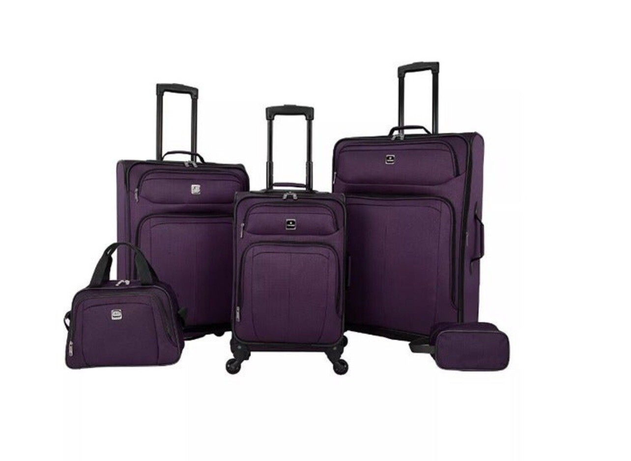 TAG Bristol 5 Pc. Softside Luggage Set Plum eBay