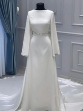Elegant Muslim Wedding Dress Beaded Pearls High Neck Long Sleeve Bridal Gowns