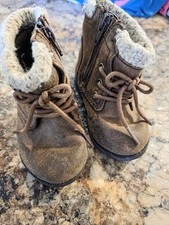 Graanimals baby girl boots. Zipper. Ties. Size 5.