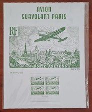 Affiche Avion survolant Paris - Poste aérienne 2025 ** sous blister.