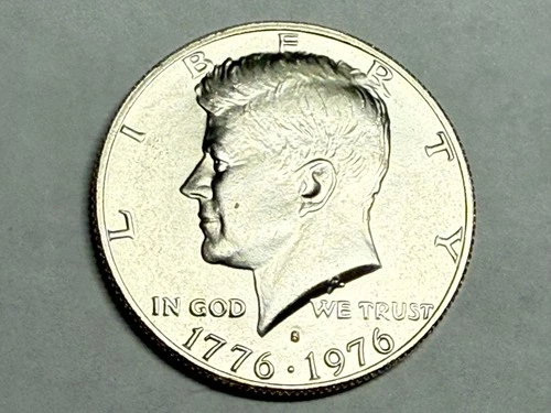 1776-1976S BU 40% silver bicentennial KENNEDY HALF DOLLAR. Exact coin shown. #2