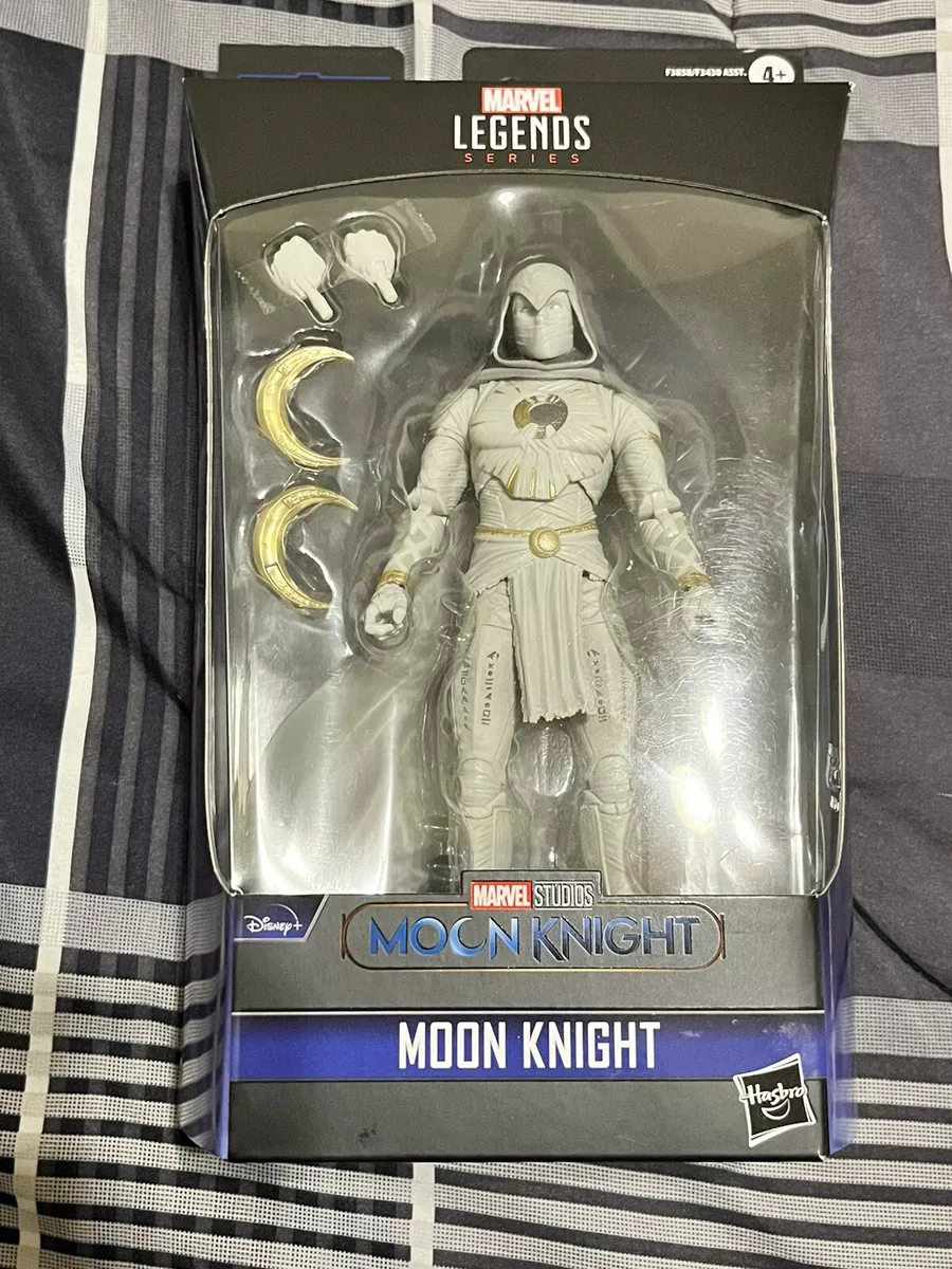 Hasbro Marvel Legend Series Moon Knight Collectible Action Figure 