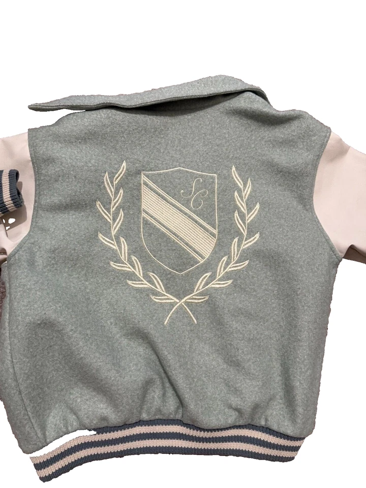 Nuevo con etiquetas Abrigo Urban Outfitters Talla M Chaqueta Universitaria de Tela Estándar Nylon Gris Crema Foto 2 de 3