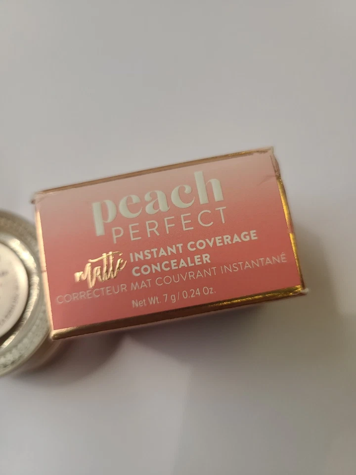 Too Faced Molasses Matte Instant Coverage Concealer 0.24 oz - Image 3 of 4