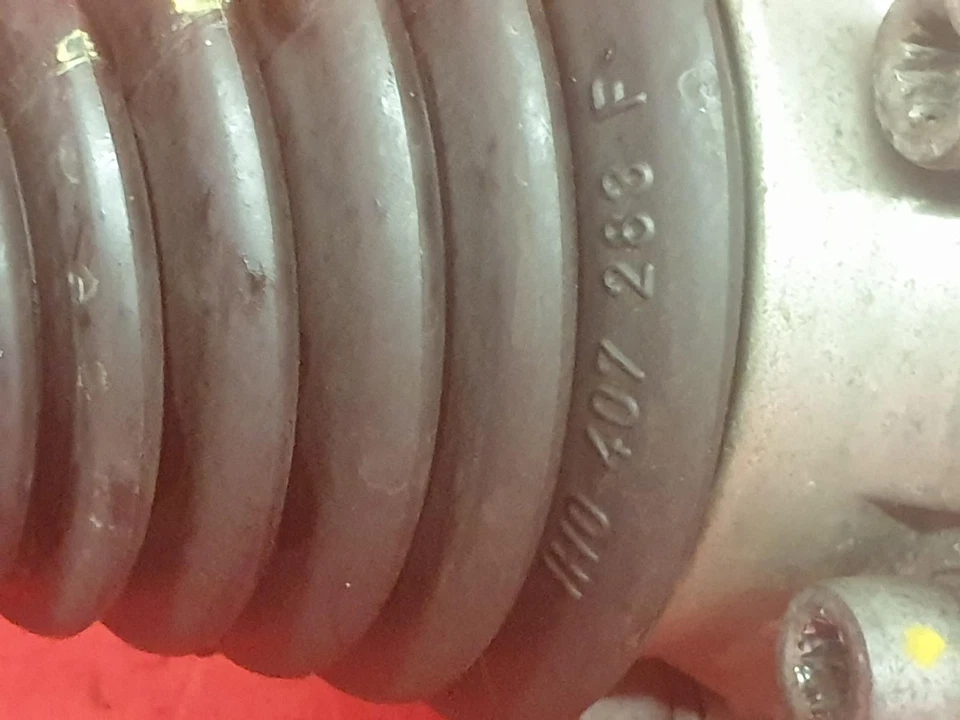 VOLKSWAGEN POLO DRIVESHAFT DRIVER SIDE OFFSIDE RH 2015 1.4L DIESEL CUSA - Image 3 of 4