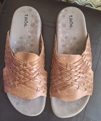 Women's Taos Guru Sandal/Honey Woven Leather/Sz. 9/NWOB