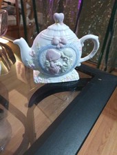 Enesco Precious Moments 1993 December Teapot Figure 351830A