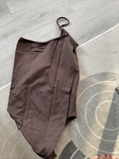 Skims Essential One Shoulder Bodysuit Size Xxs/xs in Brown