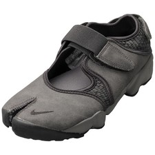 Nike Air Rift Womens Walking Sandals in Ash