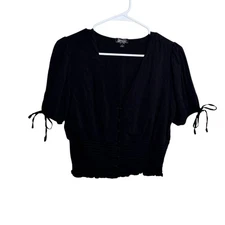 J For Justify Blouse Women's Large Black V-Neck Cropped Button Casual Top