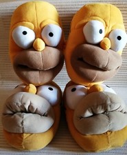 Homer Simpson Slippers/Ciabatte Head Novelty Plush Yellow (2 Modelli. diversi) 