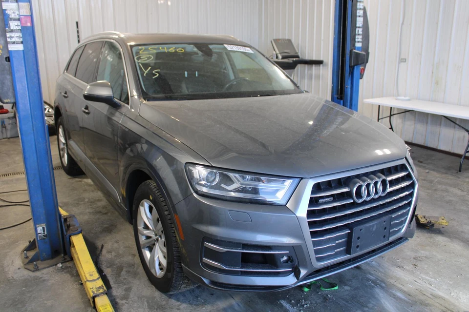 Audi Q7 2018 consola central gris OEM usado SUV de 4 puertas consola superior Foto 2 de 4