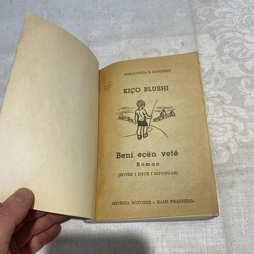 Rare ALBANIAN Kico Blushi - BENI ECEN VETE Roman Book - Picture 2 of 7