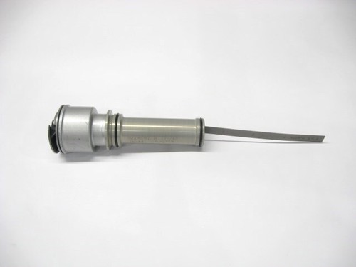 Pratt & Whitney Oil Filler Cap / Gauge and Tube - PN: 3071237-02 and 3004097 - Bild 3 von 8