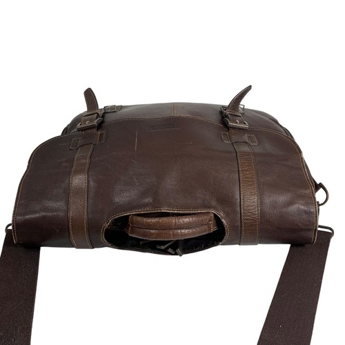 Kenneth Cole Reaction Brown Distressed Leather Laptop Messenger Bag + Adj Strap - Picture 3 of 15