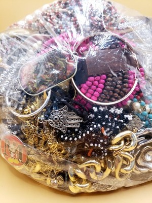 UNBOX YOUR OWN JEWELRY BOX, FUN, TREASURES,  EXCITING!!!