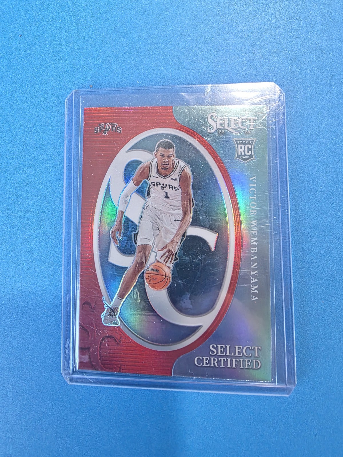 2023-24 Panini Select - Victor Wembanyama Select Certified Red Prizm (RC) #3