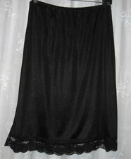 NEW VINTAGE X-LARGE WONDERMAID BLACK LACE HEM 24' LONG HALF SLIP