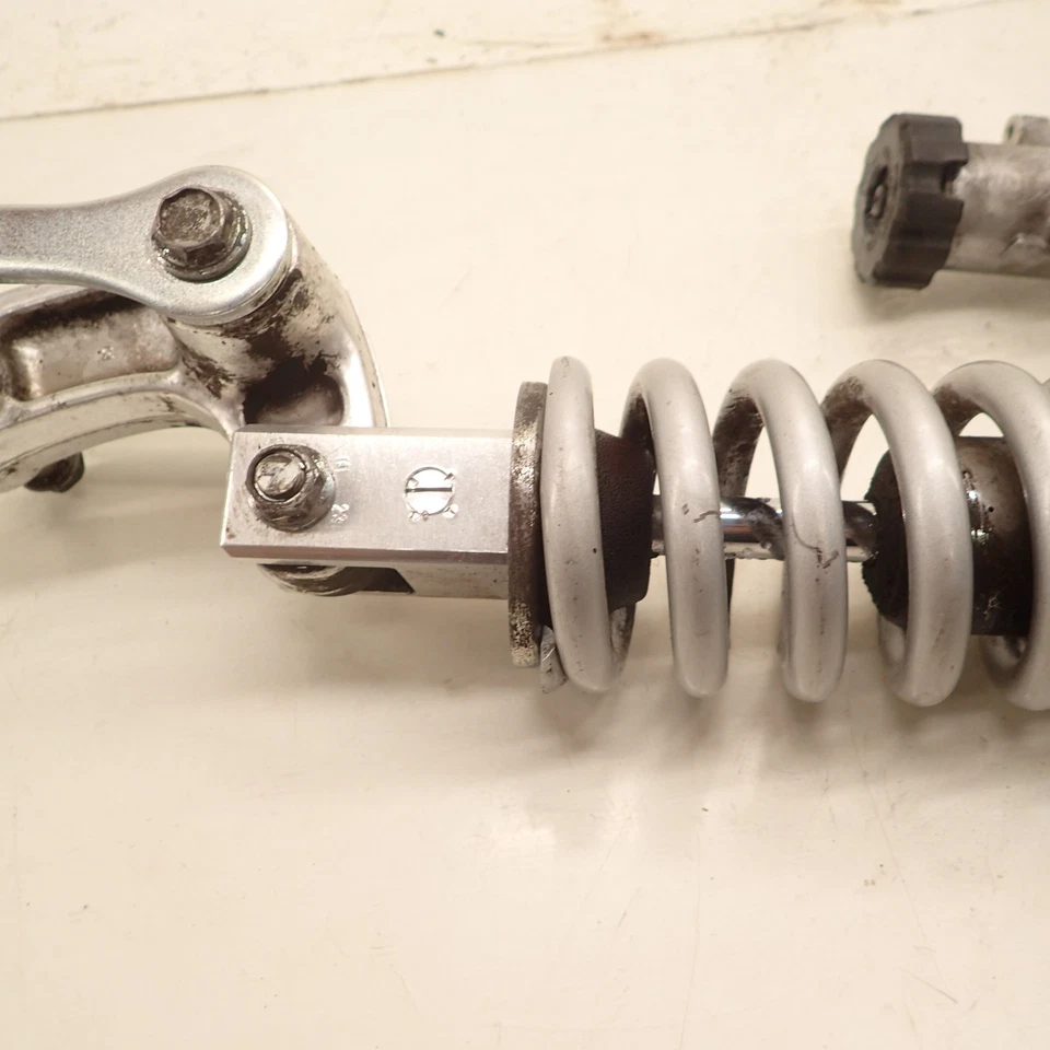 04-11 Amortiguador trasero suzuki v-strom vstrom DL DL650 con acoplamiento Foto 2 de 4