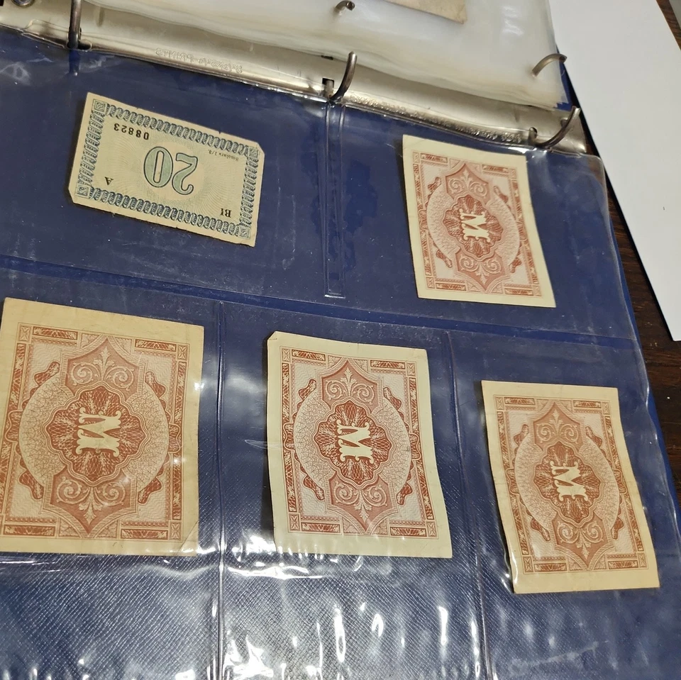 WWII Germany Allied Military Currency lot of 1/2,2x 1, 5 marks plus 20 centesimi - Image 2 of 2