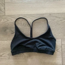 Alo. Ribbed Sports Bra. Black. Medium